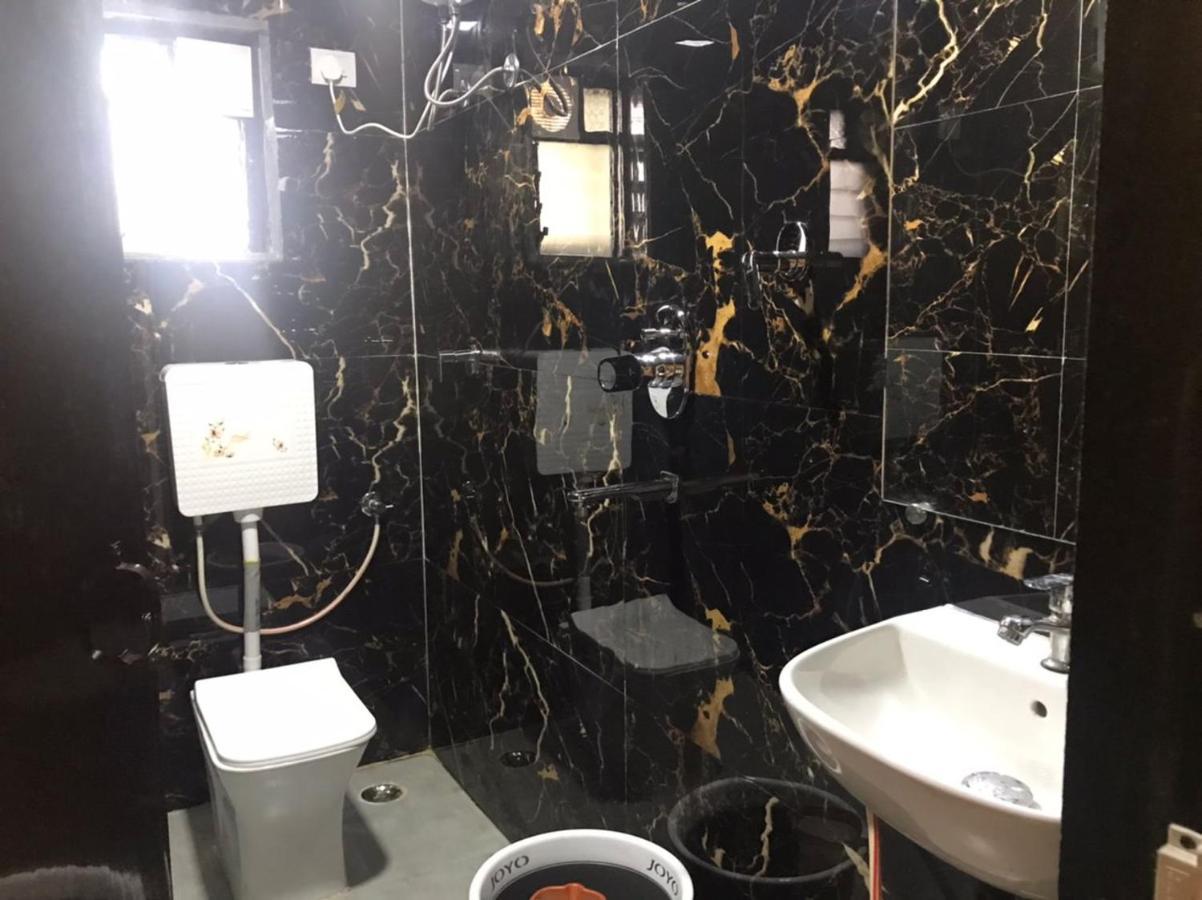 Taloja Midc Hotell Taloje Budrukh Exteriör bild